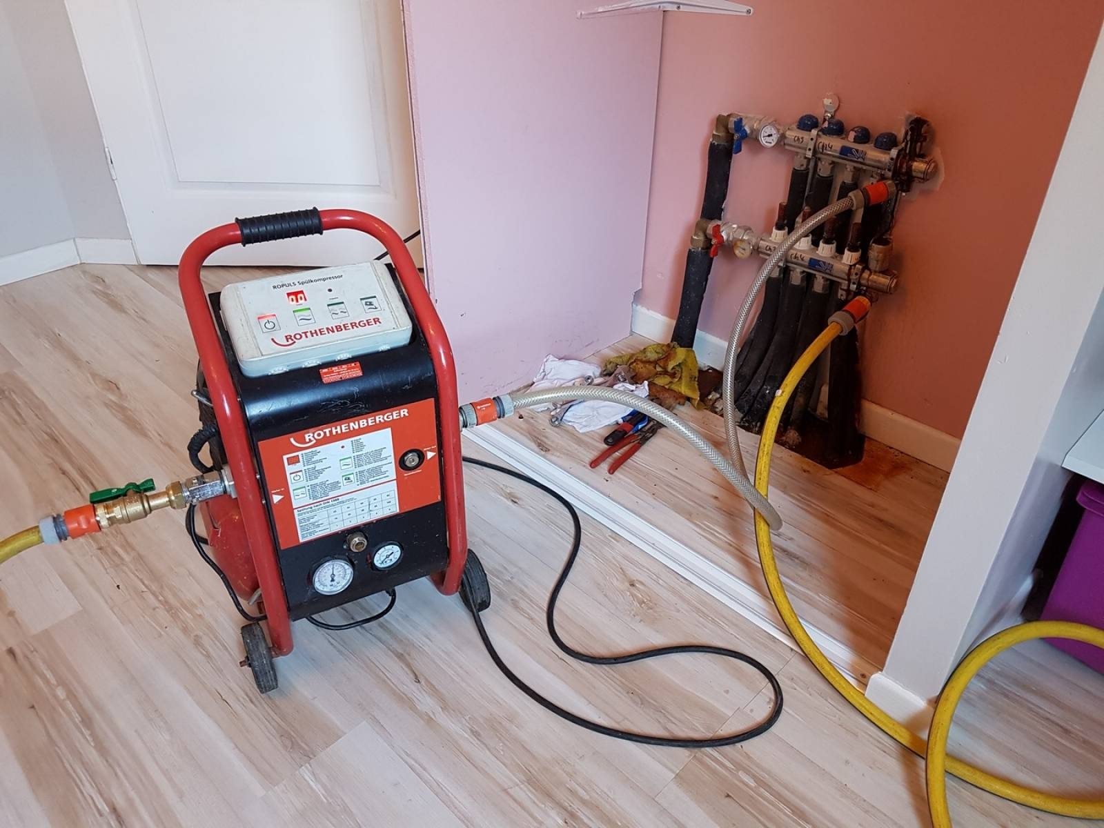 Acıbadem Protherm Hermetik Şofben Petek Temizliği